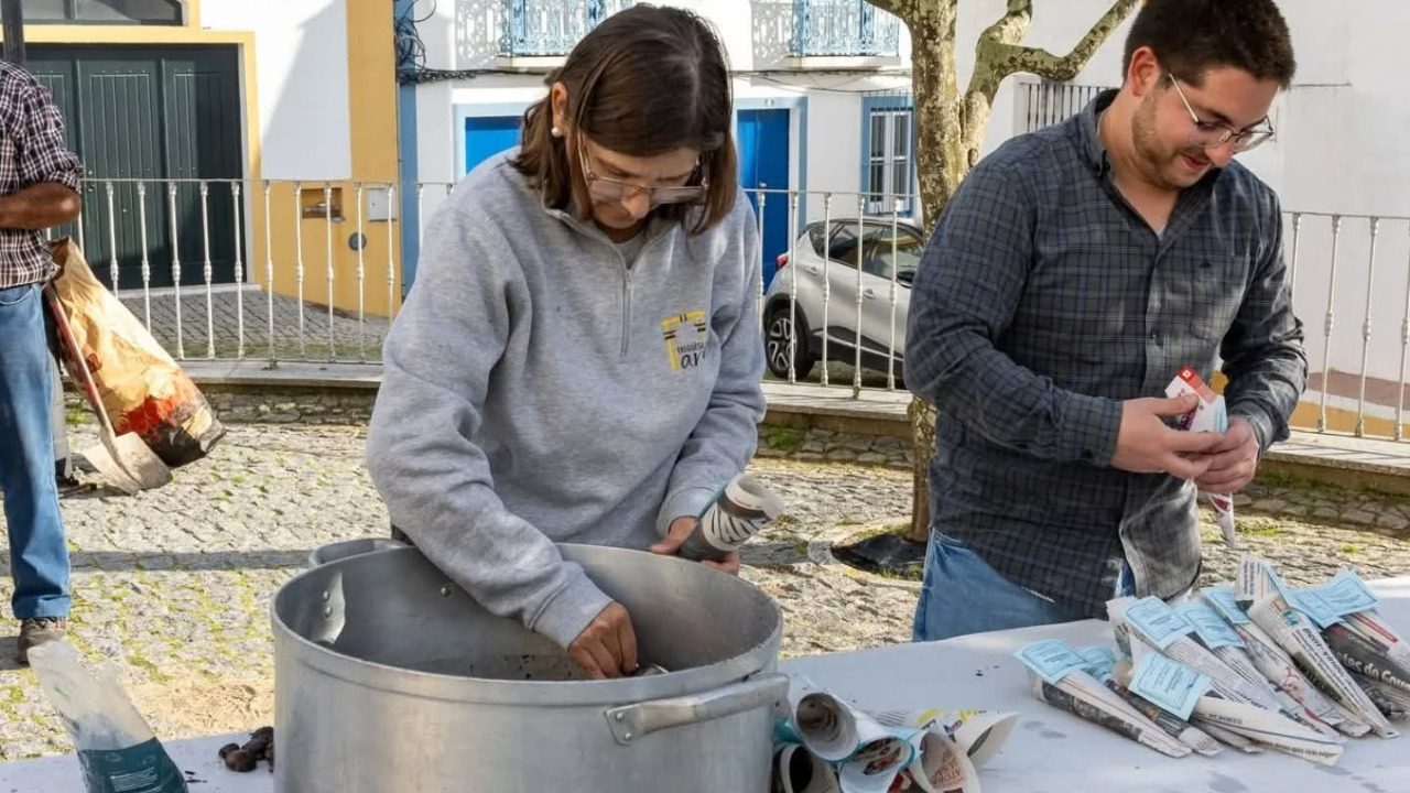 Largo do Pelourinho recebeu o Tradicional Magusto e Tiborna